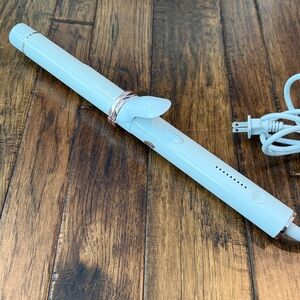 T3 CurlWrap 1.25" Automatic Rotating Curling Iron With Long Barrel- EXCELLENT CO